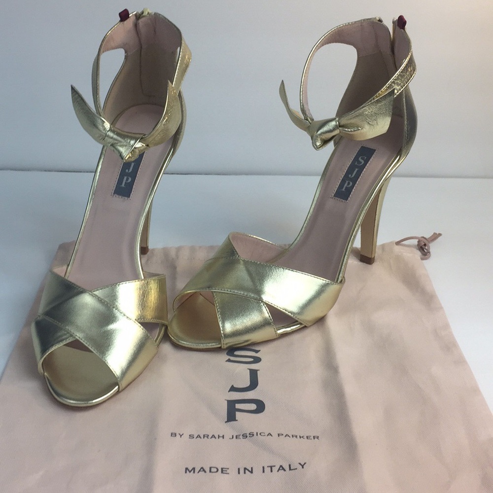 New SJP by Sarah Jessica Parker Buckingham heels - Picture 1 of 8